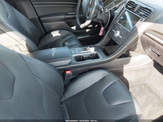3FA6P0RU7JR273858 Ford Fusion Hybrid Titanium