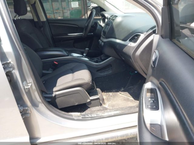 3C4PDCAB8JT363316 Dodge JOURNEY SE