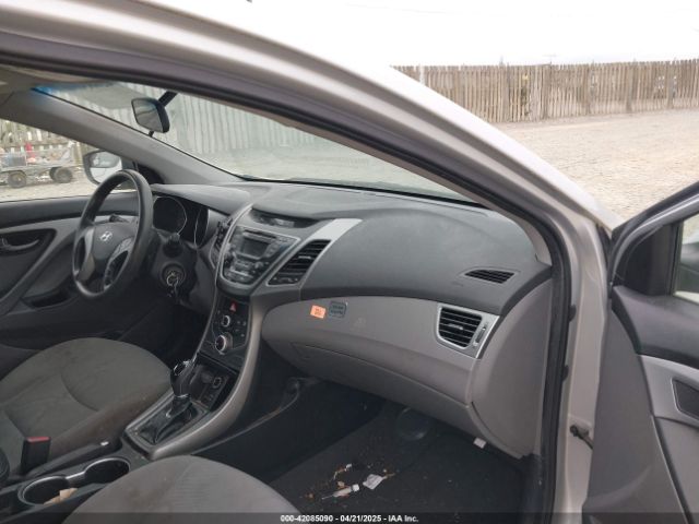 5NPDH4AE2FH651542 Hyundai ELANTRA SE