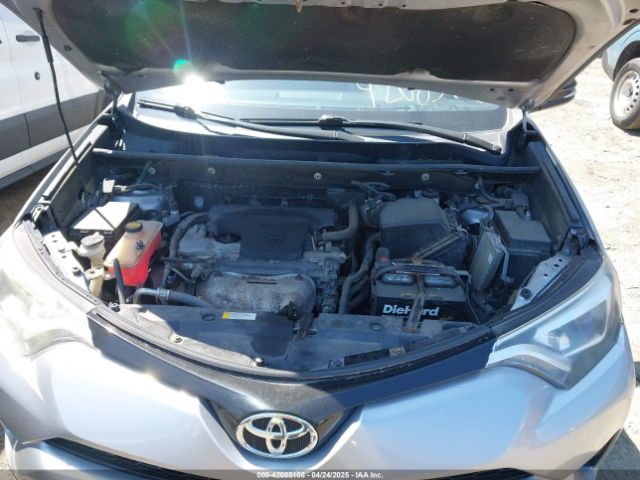 2T3JFREV5GW452222 Toyota RAV4 SE