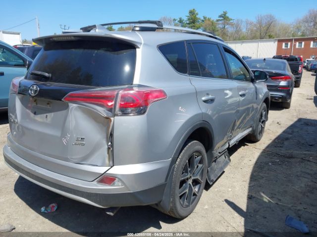 2T3JFREV5GW452222 Toyota RAV4 SE