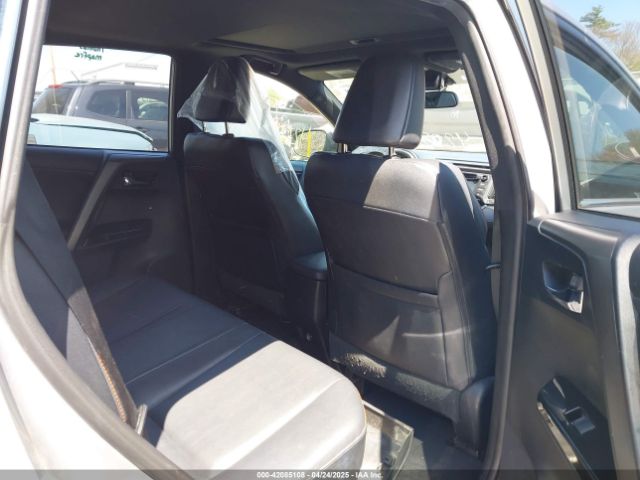2T3JFREV5GW452222 Toyota RAV4 SE