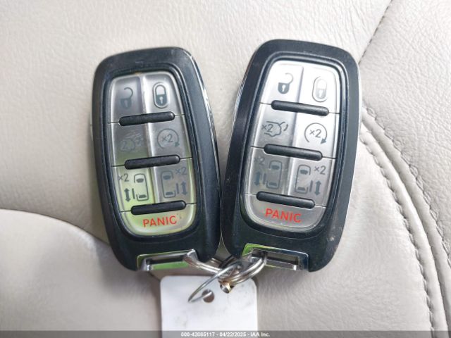 2C4RC1BGXHR667397 Chrysler Pacifica Touring-l