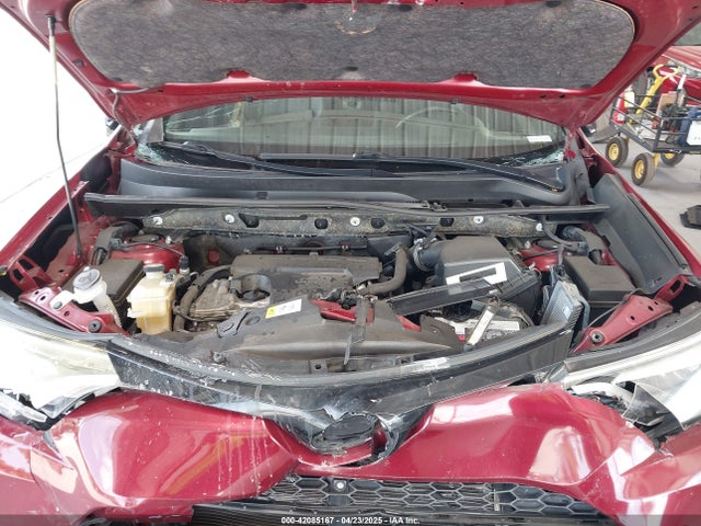 JTMJFREV0JD226884 Toyota RAV4 SE