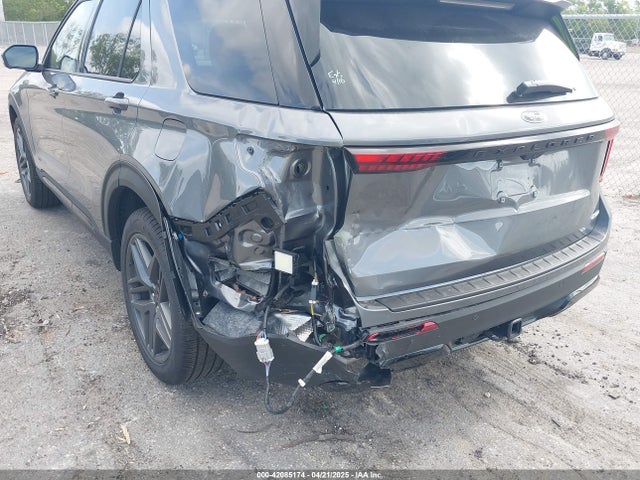 1FMUK8KH7SGB38749 Ford Explorer St-line