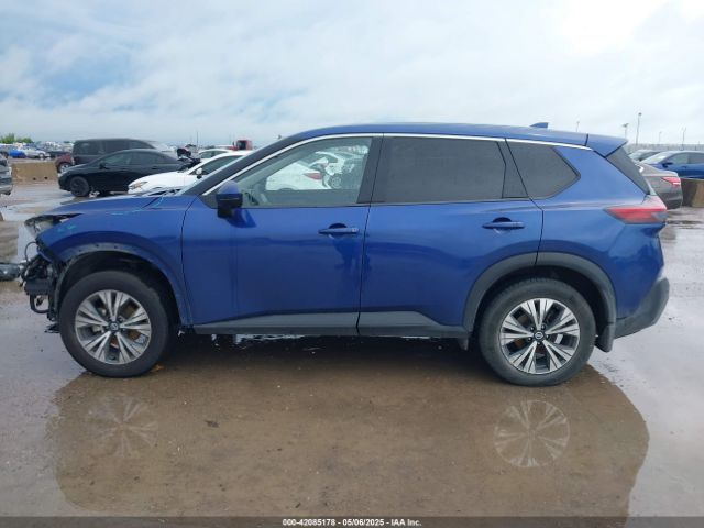 JN8AT3BA5MW010629 Nissan Rogue Sv Fwd