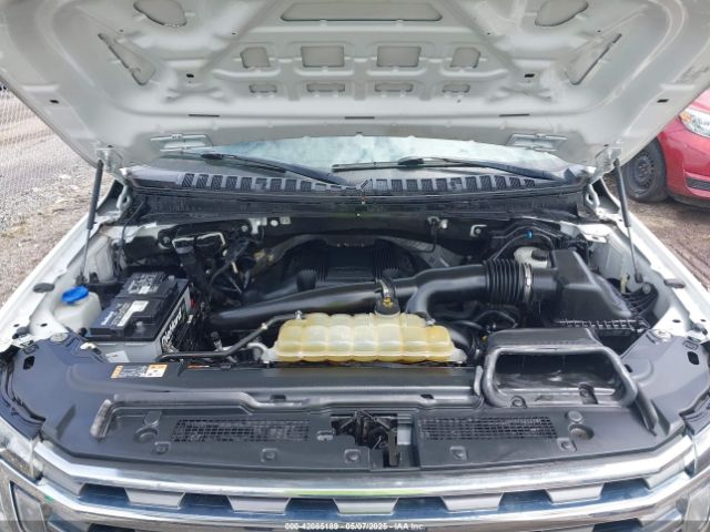 1FMJU1JT3KEA36886 Ford Expedition Xlt