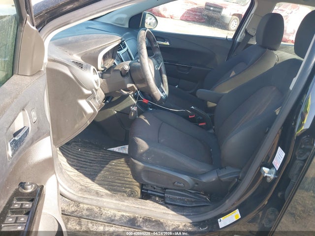 1G1JD5SB6L4140998 Chevrolet Sonic Fwd  Lt