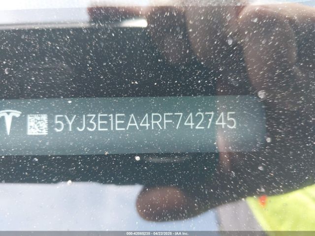2024 TESLA MODEL 3 5YJ3E1EA4RF742745 Photo 8