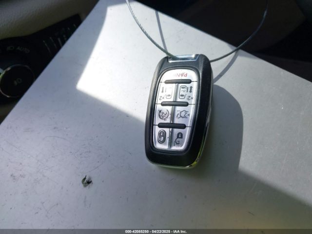 2C4RC1BG6HR739602 Chrysler Pacifica Touring-l