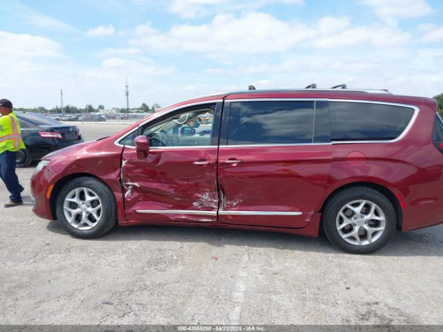 2C4RC1BG6HR739602 Chrysler Pacifica Touring-l