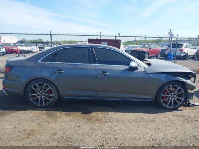 WAUB4AF46JA068440 Audi S4 3.0t Premium Plus