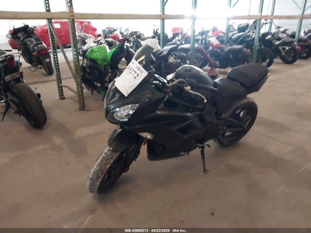Kawasaki Ninja 650 2015 JKAEXEF1XFDA22164 Image 2