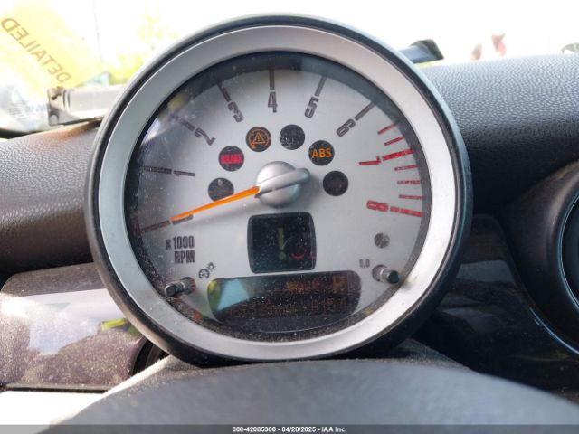 2009 MINI COOPER S CLUBMAN WMWMM33599TP90440 Photo 6
