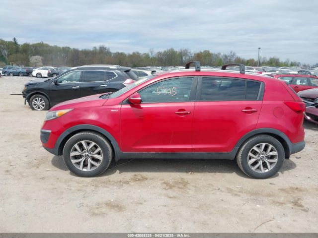 KNDPBCAC0F7705318 KIA Sportage Lx