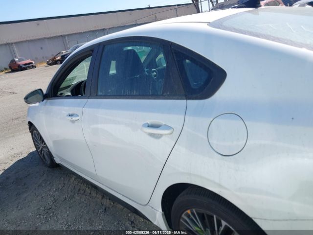3KPF54AD7RE730593 KIA Forte Gt-line