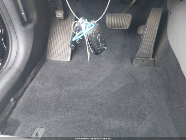 KM8J33A28GU026275 Hyundai Tucson Eco