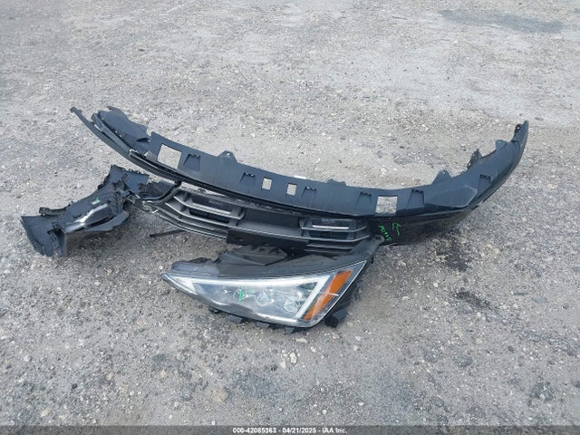 5NPD84LF5LH557432 Hyundai Elantra Limited