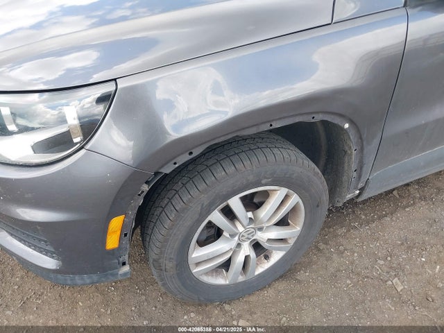 WVGBV7AX6GW607716 Volkswagen TIGUAN S