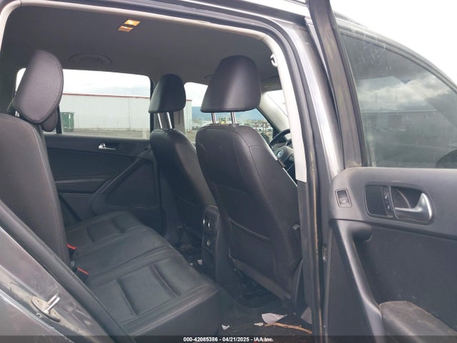 WVGBV7AX6GW607716 Volkswagen TIGUAN S