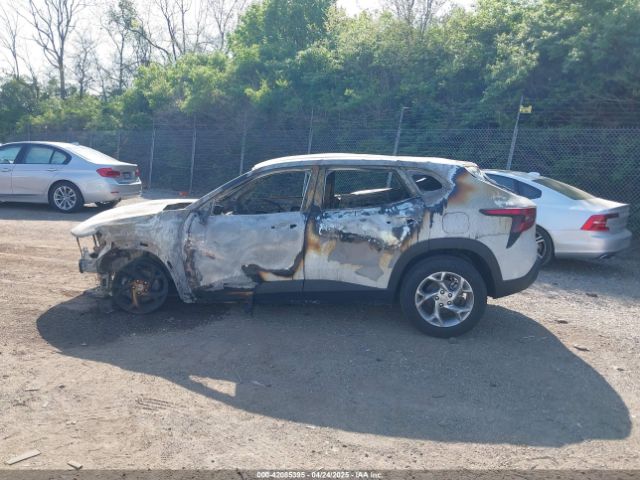 KL77LFEP0SC001677 Chevrolet Trax Fwd Ls