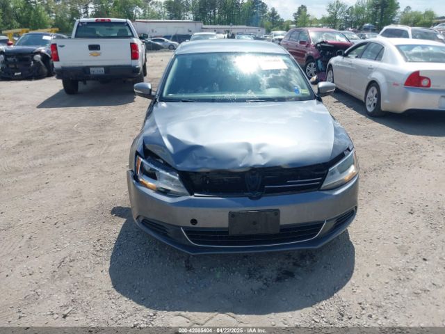 3VWD17AJ2EM361553 Volkswagen Jetta 1.8t Se