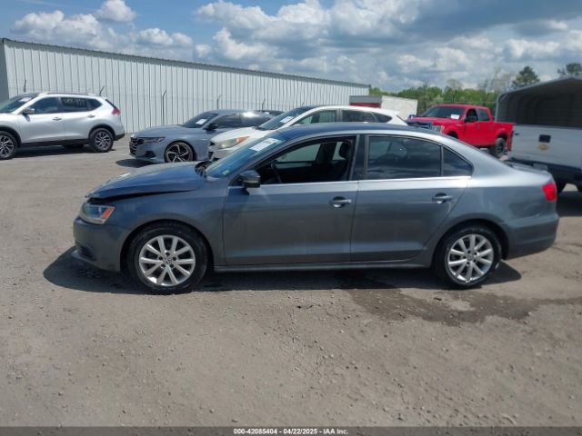 3VWD17AJ2EM361553 Volkswagen Jetta 1.8t Se