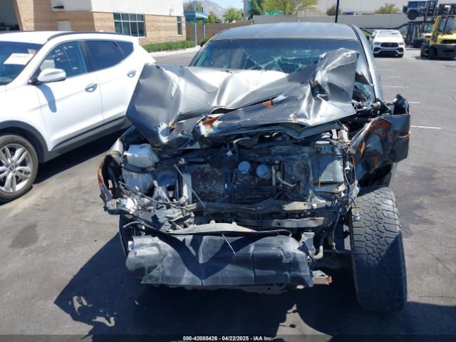 3TMKU4HN2FM045175 Toyota Tacoma Prerunner V6