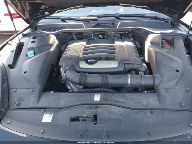 Porsche Cayenne Platinum Edition 2017 WP1AA2A28HKA86850 Image 10
