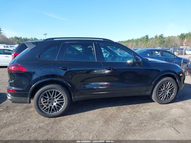 Porsche Cayenne Platinum Edition 2017 WP1AA2A28HKA86850 Image 13