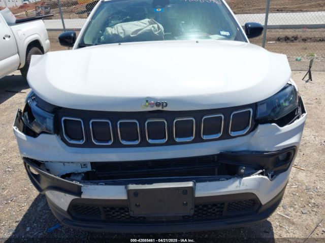 3C4NJCBB4NT210839 Jeep Compass Latitude Fwd