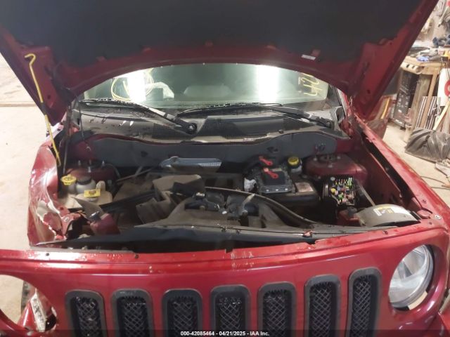 1C4NJRFB2ED884653 Jeep Patriot Latitude