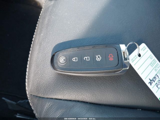 1FMCU9J95GUB85602 Ford Escape Titanium