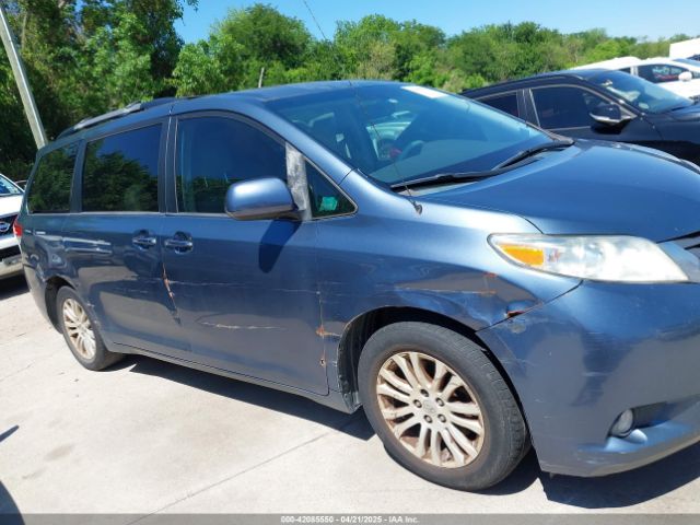 5TDYK3DC5ES481399 Toyota Sienna Xle V6 8 Passenger
