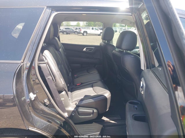 5N1DR2MN7JC643806 Nissan Pathfinder Sl