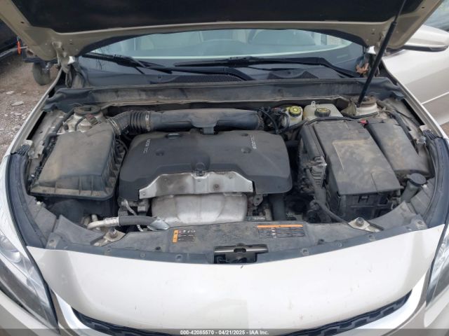 1G11D5SL7FF348258 Chevrolet MALIBU 2LT