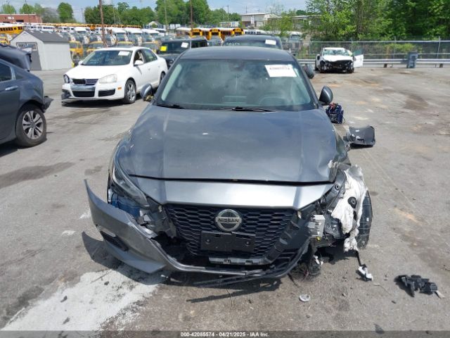 1N4BL4DW2NN302878 Nissan Altima Sv Intelligent Awd