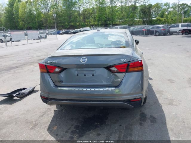 1N4BL4DW2NN302878 Nissan Altima Sv Intelligent Awd