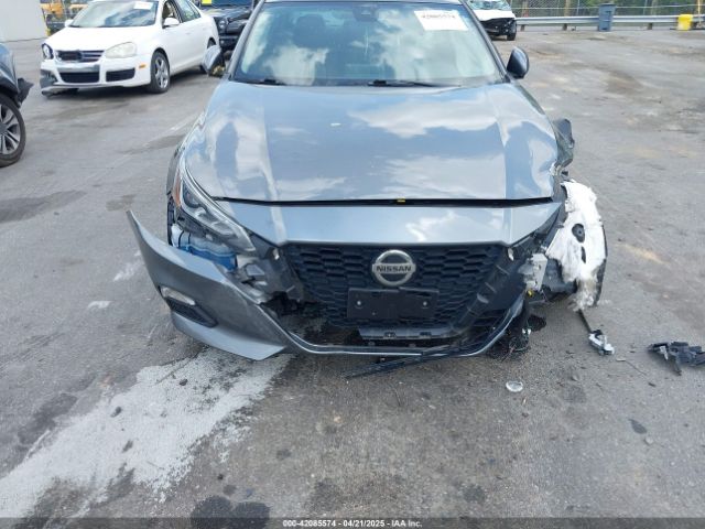 1N4BL4DW2NN302878 Nissan Altima Sv Intelligent Awd