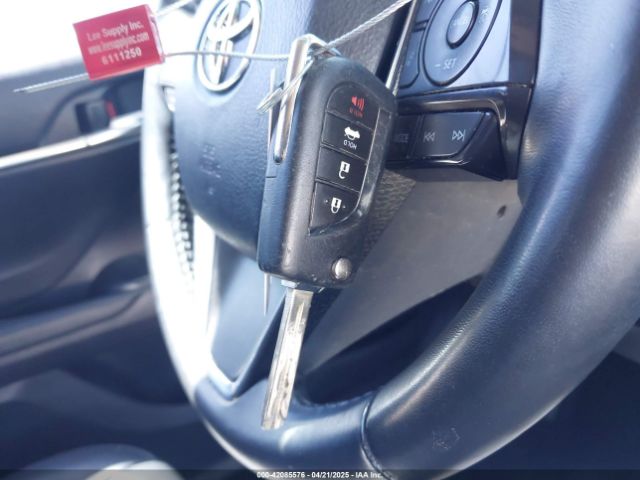 2020 TOYOTA CAMRY 4T1G11AK4LU308685 Photo 10