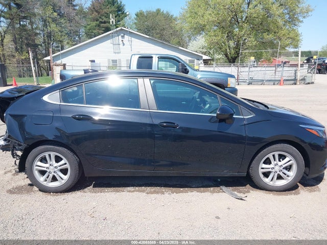 1G1BE5SM2H7268552 Chevrolet Cruze Lt Auto