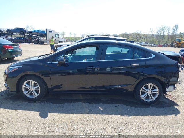 1G1BE5SM2H7268552 Chevrolet Cruze Lt Auto