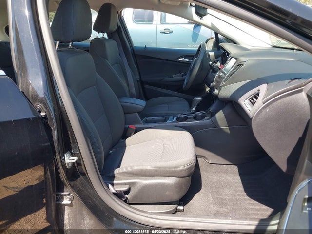1G1BE5SM2H7268552 Chevrolet Cruze Lt Auto