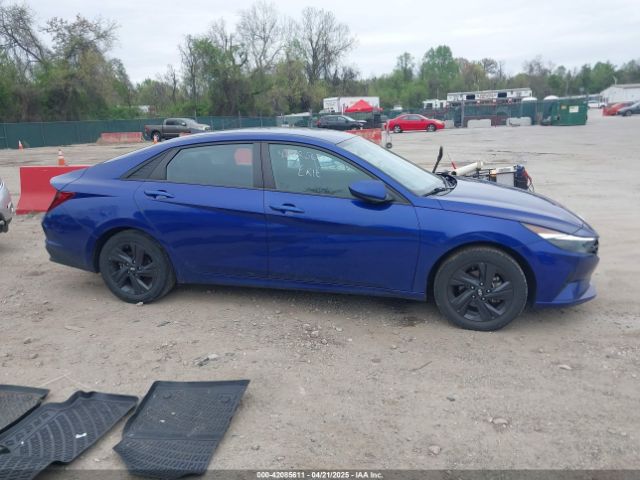 5NPLM4AG6NH076238 Hyundai ELANTRA SEL