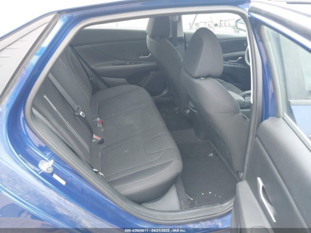 5NPLM4AG6NH076238 Hyundai ELANTRA SEL