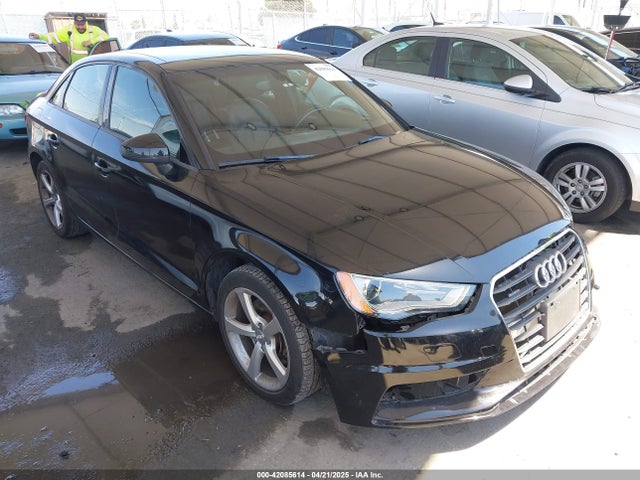 2015 AUDI A3 WAUBFGFF3F1043257 Photo 0