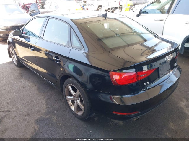 2015 AUDI A3 WAUBFGFF3F1043257 Photo 2