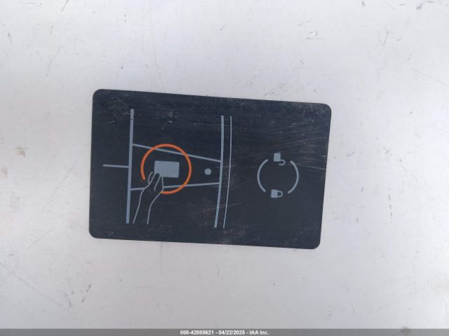 2024 TESLA MODEL 3 5YJ3E1ET1RF867803 Photo 10