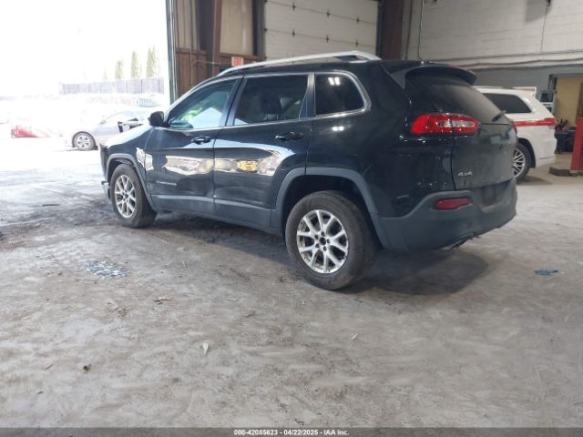 2016 JEEP CHEROKEE 1C4PJMCS3GW241848 Photo 2