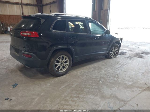 2016 JEEP CHEROKEE 1C4PJMCS3GW241848 Photo 3